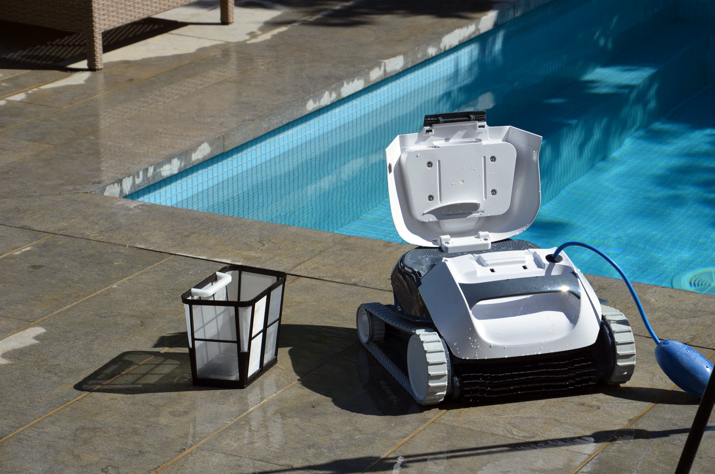 Poolroboter Dolphin E10